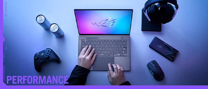 ASUS ROG Zephyrus på skrivebord