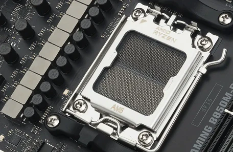 Nærbillede af TUF Gaming B850M-PLUS WiFi bundkort